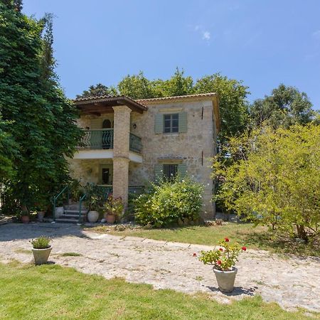 Jianni'S Villa - Stone Villa In The Greenery!! วาซิลิคอส ภายนอก รูปภาพ